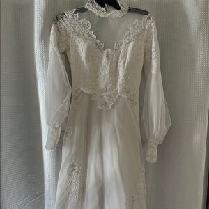 Vintage 1975 Alfred Angelo Bridal Dress
